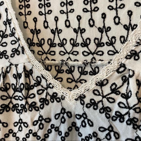 Maeve/Anthropologie Peplum Top - Picture 4 of 9